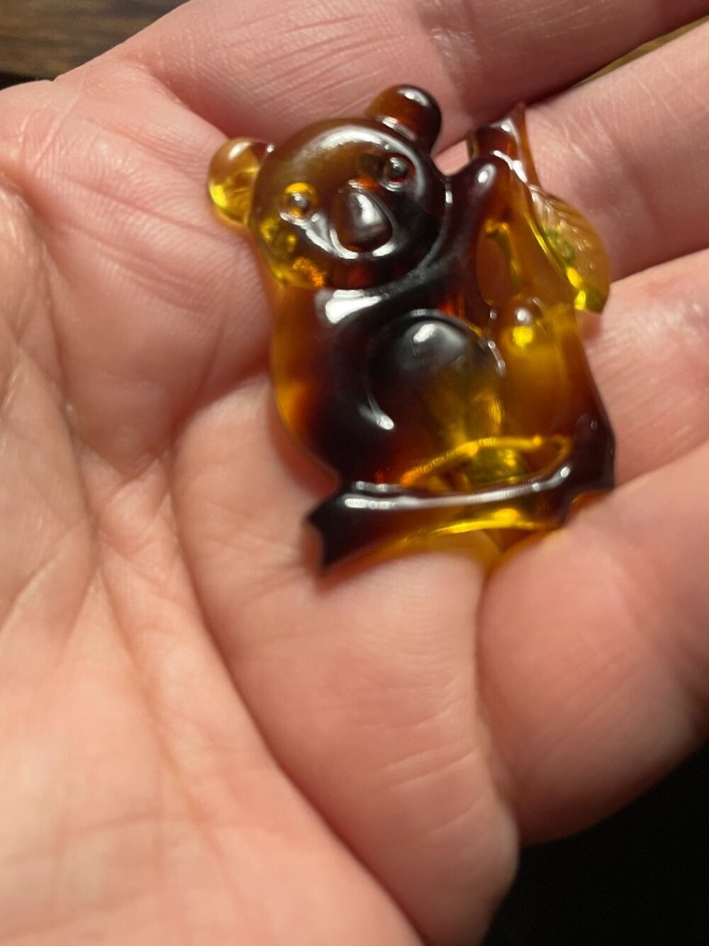 🐨 Vintage Tortoiseshell Lucite Koala Brooch Pin: Translucent Amber Bear Badge